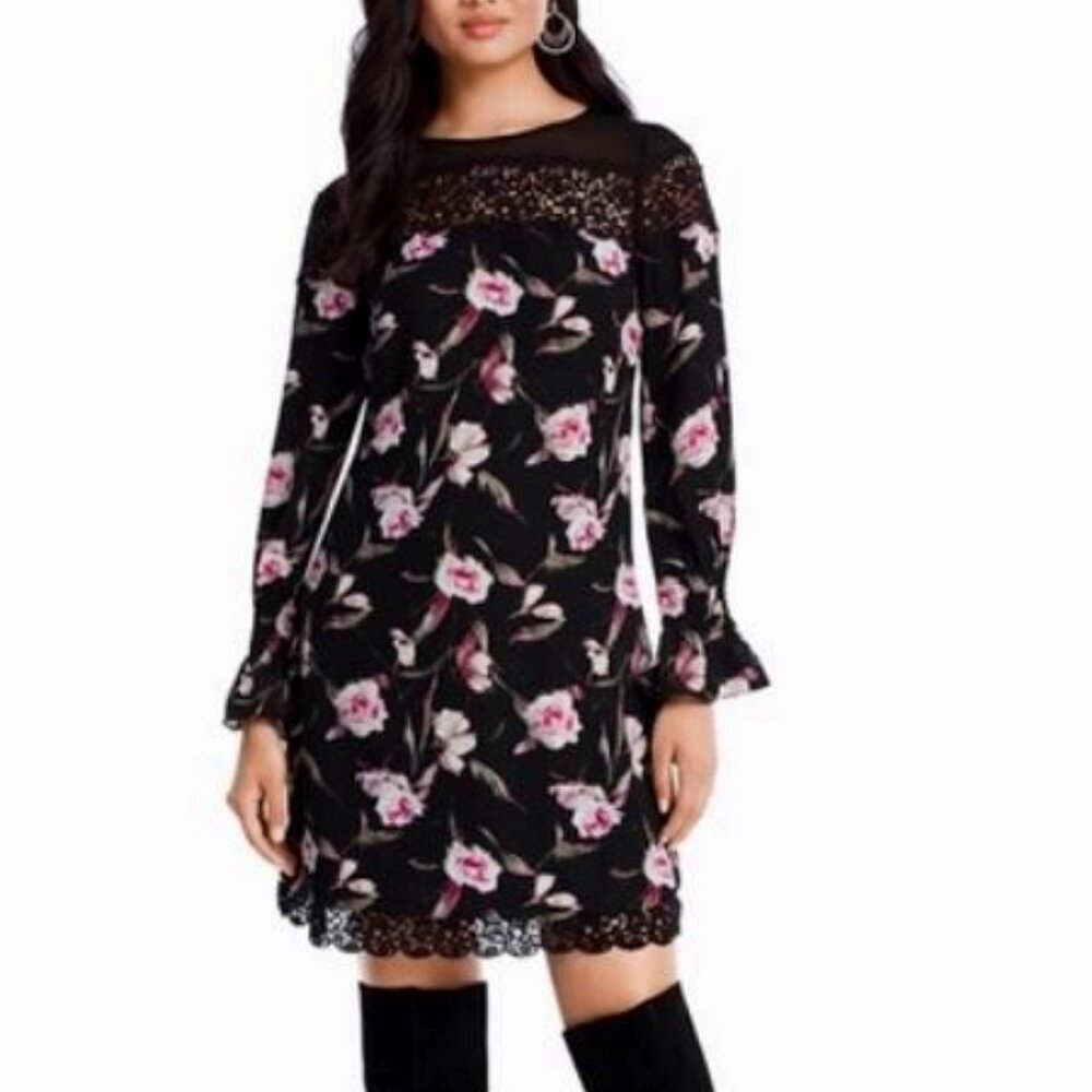 NWT White House Black Market Long Sleeve Floral Shift Dress with Lace MSRP $150